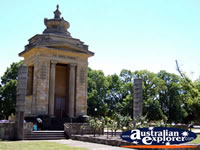 Colac Memorial . . . CLICK TO ENLARGE