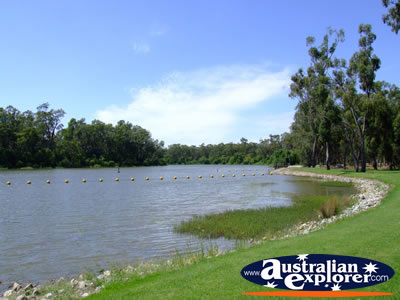 Sunny shot of Cohuna Torrumbarry Weir . . . VIEW ALL COHUNA PHOTOGRAPHS