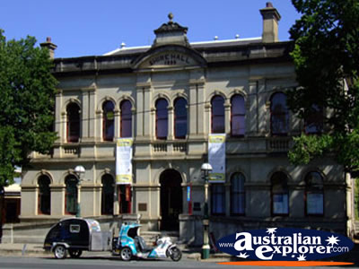 Beechworth Shire Hall & Info Centre . . . CLICK TO VIEW ALL BEECHWORTH POSTCARDS