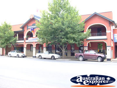 Benalla Commercial Hotel . . . VIEW ALL BENALLA PHOTOGRAPHS