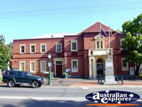 Healesville Memorial Hall . . . CLICK TO ENLARGE