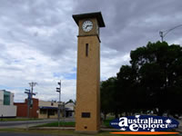 Swan Hill Clock . . . CLICK TO ENLARGE