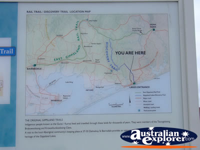Lakes Entrance Map . . . CLICK TO VIEW ALL LAKES ENTRANCE POSTCARDS