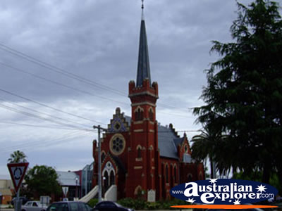 Echuca Church in Victoria . . . CLICK TO VIEW ALL ECHUCA POSTCARDS