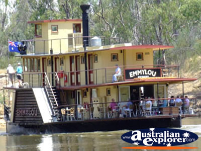 Echuca PS Emmylou . . . CLICK TO VIEW ALL ECHUCA POSTCARDS