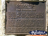 Beechworth Court House Plaque . . . CLICK TO ENLARGE