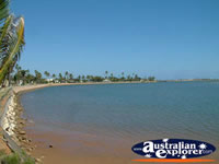 Carnarvon Foreshore Water . . . CLICK TO ENLARGE