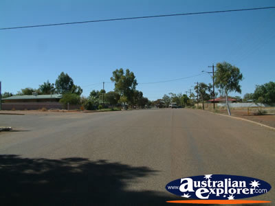 Yalgoo Street Landscape . . . CLICK TO VIEW ALL YALGOO POSTCARDS