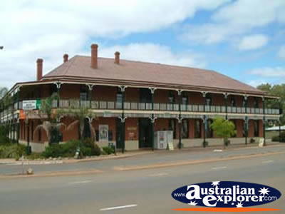Southern Cross Palace Hotel . . . VIEW ALL SOUTHERN CROSS PHOTOGRAPHS