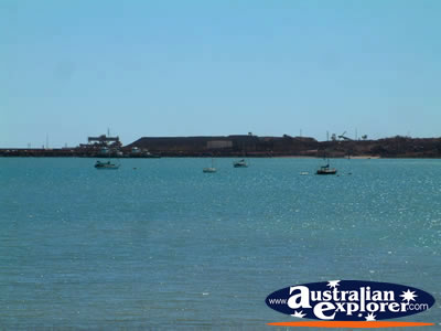 Boats off the Dampier coast . . . VIEW ALL DAMPIER PHOTOGRAPHS