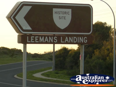 Leemans Landing Sign . . . CLICK TO VIEW ALL LEEMANS LANDING POSTCARDS