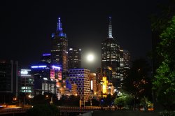 Full Moon In Melbourne
