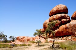 Devils Marbles Nt