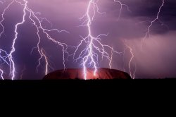 Uluru Lightning