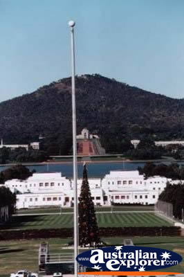 View of the New and Old Parliament House . . . CLICK TO VIEW ALL PARLIAMENT HOUSE POSTCARDS