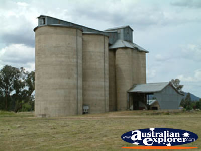 Holbrook Silos . . . CLICK TO VIEW ALL HOLBROOK POSTCARDS
