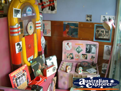 Rock n' Roll Cafe in Windsor . . . CLICK TO VIEW ALL WINDSOR POSTCARDS