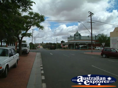 View Down Coolamon Main Street . . . VIEW ALL COOLAMON PHOTOGRAPHS
