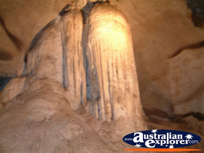 Wellington Caves Rock Formations . . . CLICK TO VIEW ALL WELLINGTON CAVES POSTCARDS