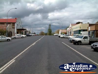 Crookwell Main Street . . . CLICK TO VIEW ALL CROOKWELL POSTCARDS