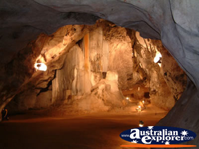 Wellington Caves Alter . . . CLICK TO VIEW ALL WELLINGTON CAVES POSTCARDS