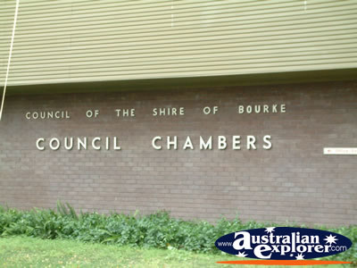 Bourke Council Chambers . . . CLICK TO VIEW ALL BOURKE POSTCARDS
