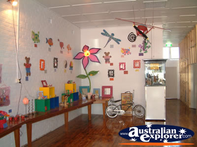 Coolamo Willos Rock n Roll Diner Kids Corner . . . CLICK TO VIEW ALL COOLAMON POSTCARDS