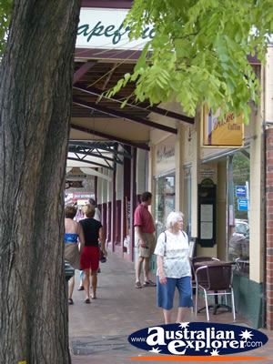 Bomaderry Street . . . VIEW ALL BOMADERRY PHOTOGRAPHS