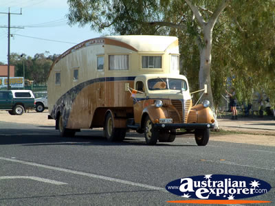 Alice Springs Transport Hall of Fame Parade Vintage Motorhome . . . CLICK TO VIEW ALL ALICE SPRINGS POSTCARDS