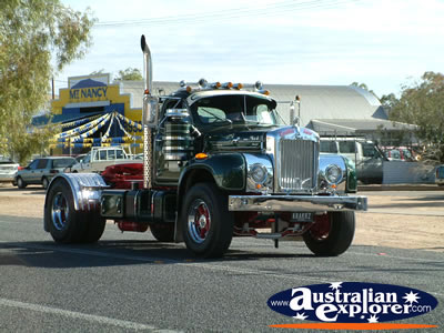 Alice Springs Transport Hall of Fame Parade Single Cab . . . CLICK TO VIEW ALL ALICE SPRINGS POSTCARDS