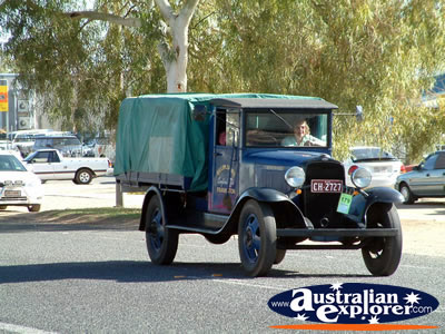 Alice Springs Transport Hall of Fame Parade Old Trayback . . . CLICK TO VIEW ALL ALICE SPRINGS POSTCARDS