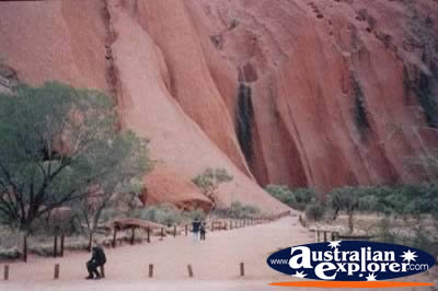 Ayers Rock Walking Track . . . CLICK TO VIEW ALL ULURU POSTCARDS