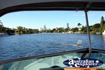 Beautiful Broadwater . . . VIEW ALL BOATING PHOTOGRAPHS