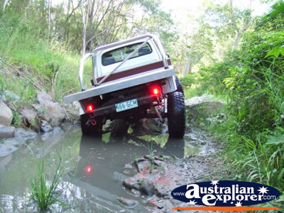 4x4 Creek Crossing . . . VIEW ALL FOUR WHEEL DRIVING PHOTOGRAPHS