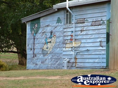 Eidsvold Mural on Building . . . CLICK TO VIEW ALL EIDSVOLD POSTCARDS