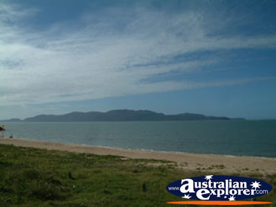 Townsville Beach Landscape . . . CLICK TO VIEW ALL TOWNSVILLE POSTCARDS