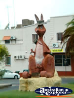 Charleville Matilda Kangaroo Statue . . . CLICK TO ENLARGE