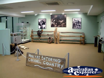 Winton Waltzing Matilda Centre Country Display . . . CLICK TO VIEW ALL WINTON POSTCARDS