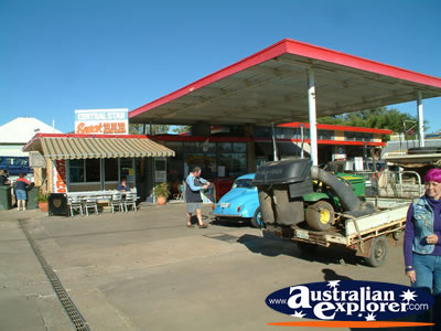 Central Star Service Station in Blackall . . . CLICK TO VIEW ALL BLACKALL POSTCARDS