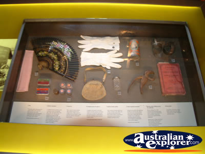 Longreach Stockmans Hall of Fame Display . . . CLICK TO VIEW ALL LONGREACH POSTCARDS