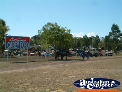 Chinchilla Floats Arriving at Showgrounds . . . CLICK TO VIEW ALL CHINCHILLA POSTCARDS