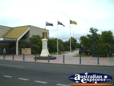 Mareeba War Memorial . . . CLICK TO VIEW ALL MAREEBA POSTCARDS
