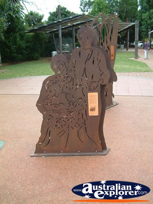 Sculpture of a Family in Childers . . . CLICK TO VIEW ALL CHILDERS POSTCARDS