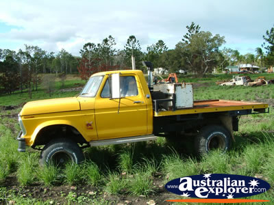 Gympie Gate Ute . . . VIEW ALL GYMPIE PHOTOGRAPHS