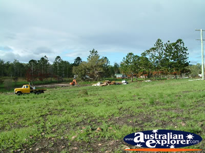 Gympie Gate Ute and Land . . . VIEW ALL GYMPIE PHOTOGRAPHS