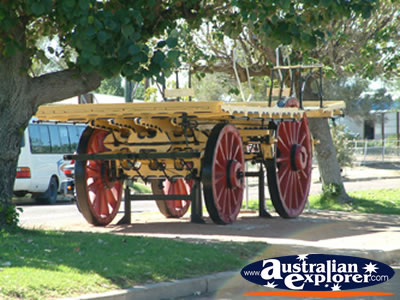 Winton Carriage in Street . . . CLICK TO VIEW ALL WINTON POSTCARDS