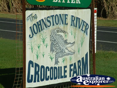 Innisfail Johnstone River Croc Farm Sign . . . CLICK TO VIEW ALL INNISFAIL POSTCARDS