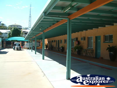 Gladstone Mid City Motel Rooms . . . VIEW ALL GLADSTONE PHOTOGRAPHS