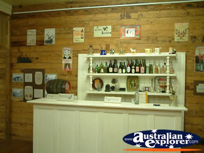 Surat Cobb & Co Changing Station Bar Display . . . CLICK TO VIEW ALL SURAT POSTCARDS