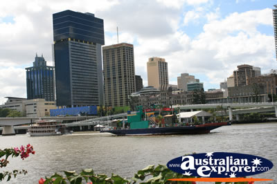 View of Brisbane City . . . CLICK TO VIEW ALL BRISBANE POSTCARDS